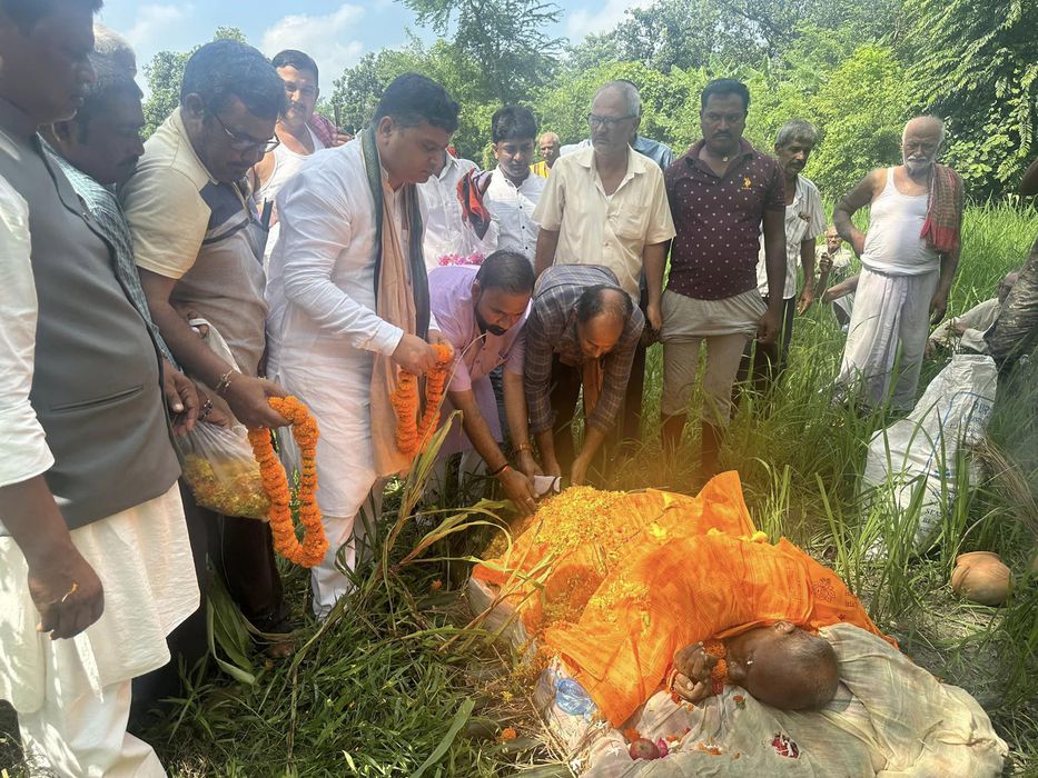 -आज सकरा विधानसभा क्षेत्र के भाजपा मुरौल मंडल उपाध्यक्ष तेज़ नारायण मिश्रा जी का आकस्मिक निधन हो गया