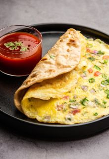 Egg Kathi Roll