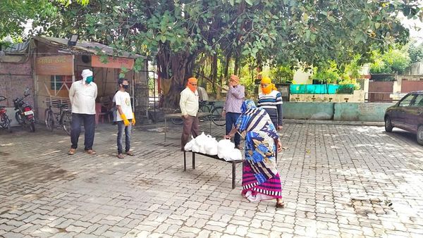 -मिशन हर घर अन्न के 31वें दिन 27 अप्रैल को लखनऊ के मैथलीशरण गुप्त वार्ड में माननीय प्रधानमंत्री श्री