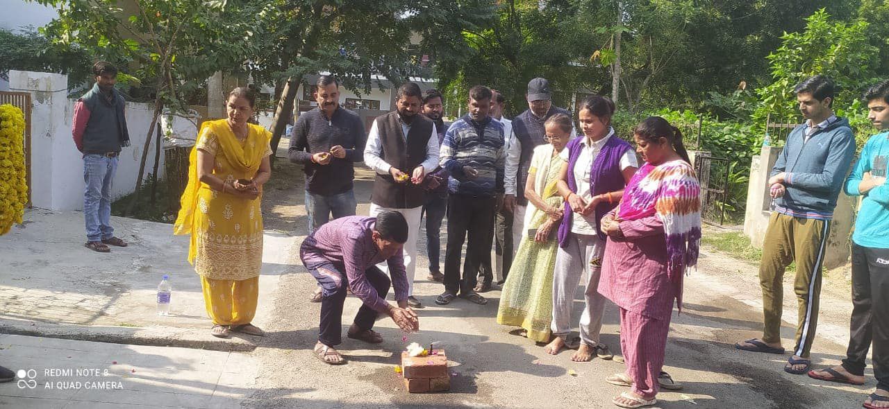 -वार्ड प्रगति के मन्तव्य के साथ निरंतर कार्य कर रहे पार्षदों में से एक हैं पार्षद दिलीप श्रीवास्तव, 