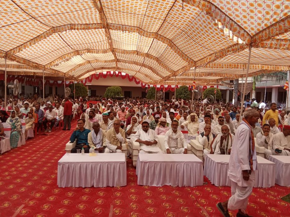 -राम प्रसाद स्मारक इंटर कॉलेज छावनी लाइन के प्रांगण में आज तथागत भगवान गौतम बुद्ध की जयंती समारोह मन