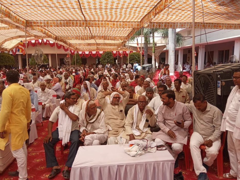 -राम प्रसाद स्मारक इंटर कॉलेज छावनी लाइन के प्रांगण में आज तथागत भगवान गौतम बुद्ध की जयंती समारोह मन