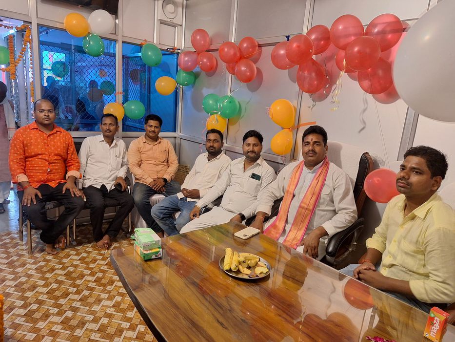 -आज सकलडीहा विधानसभा के पूर्व विधानसभा प्रत्याशी श्री सूर्यमुनि तिवारी ने चंदौली नगर में शौर्य हॉस्प
