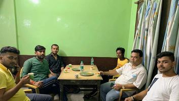 अमल कुमार - बीहट जीरोमाइल बरौनी में जदयू साथियों के साथ हुई चाय पर चर्चा