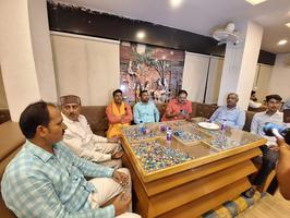 क्षेत्र के विभिन्न वैवाहिक कार्यक्रमों में पहुंचे सूर्यमुनि तिवारी