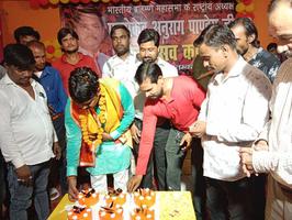 जन्मदिन की शुभकामनाओं के लिए पार्षद एडवोकेट अनुराग पाण्डेय ने मित्रों के प्रति जताया आभार