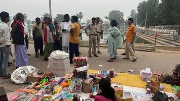 डॉ संदीप सौरभ - दुल्हिनबाज़ार के उलार सूर्यमंदिर में छठ पूजा की तैयारी को लेकर व्यवस्थाओं का लिया जायजा