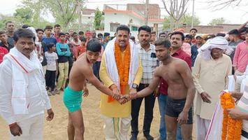 दुर्गा अष्टमी के शुभ अवसर पर काली माता मंदिर में विशाल दंगल और मेले का हुआ आयोजन