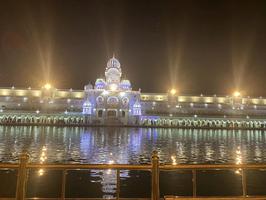 अमृतसर-पंजाब यात्रा : श्री हरमंदिर साहिब, स्वर्ण मंदिर अमृतसर में गुरूदर्शन एवं प्रसाद ग्रहण