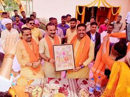 ग्राम मारुफ़पुर में धूमधाम से निकाली भगवान श्रीराम की शोभायात्रा, जयकारों से गूंजा उठा क्षेत्र