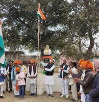 काचरिया चंद्रावत में विभिन्न स्थानों पर हुए ध्वजारोहण कार्यक्रमों में ली भागीदारी