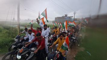 'हर घर तिरंगा' अभियान के तहत सकलडीहा में विशाल तिरंगा यात्रा