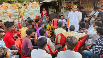 विजय कुमार भुर्जी - भाजपा सदस्यता अभियान में पूर्व मुख्य सचेतक पार्षद दल विजय कुमार भुर्जी ने दिलाई भुर्जी समाज को सदस्यता