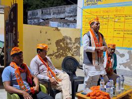 मनिहरा और रानेपुर में नुक्कड़ सभाओं का आयोजन कर की वोट अपील