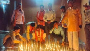 कालीचरण रैकवार - कबरई में भाजपा कार्यकर्ताओं ने मनाया दीपोत्सव
