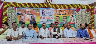 सरकार ने अपने नौ वर्षों के कार्यकाल में समाज के हर वर्ग को अधिकार प्रदान किए हैं - सूर्यमुनि तिवारी