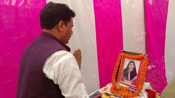 सहयोगीजनों के सुख-दुख में की शिरकत, विभिन्न ग्रामों में पहुंचे सूर्यमुनी तिवारी