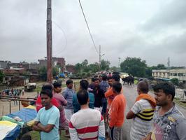 जलभराव की समस्या ने किया आमजन का जीना दूभर, पार्षद ने दिलाई समस्या से निजात