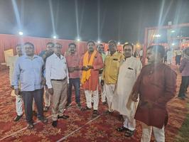 क्षेत्र के विभिन्न वैवाहिक कार्यक्रमों में पहुंचे सूर्यमुनि तिवारी
