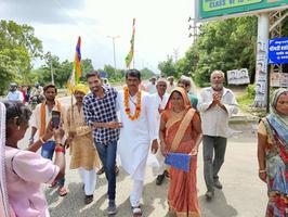 प्रतिज्ञा पदयात्रा - वो कांग्रेस मुक्त करना चाहते थे हम भी निकल पड़े हैं हमारी भी जिद है