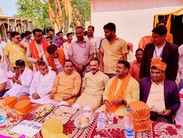 ग्राम मारुफ़पुर में धूमधाम से निकाली भगवान श्रीराम की शोभायात्रा, जयकारों से गूंजा उठा क्षेत्र