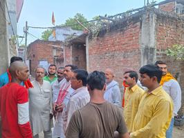 जनता के सुख-दुख में साथ खड़े हैं सूर्यमुनि तिवारी, सकलड़ीहा की विभिन्न ग्राम पंचायतों में पहुंचे जननेता