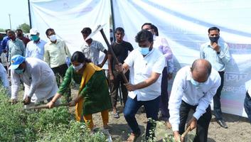 शुभम कौशिक - हापुड़ में ऋषि दत्तात्रेय की तपोस्थली में मिलेगा नीम नदी को पुनर्जीवन, श्रमदान व वृक्षारोपण अभियान से हुई शुरुआत