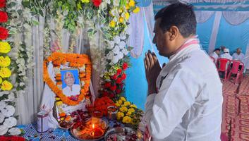 सूर्यमुनि तिवारी - विधानसभा सकलड़ीहा में अपने आत्मीय जनों के सुख-दु:ख में रहे शामिल