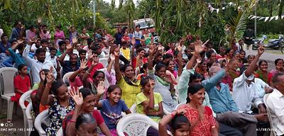 डॉ जनक कुशवाहा - भाजपा गरीबों पर चला रही है महंगाई का चाबुक, महुआ विधानसभा में हुए जनसंवाद में बोले कॉंग्रेस नेता