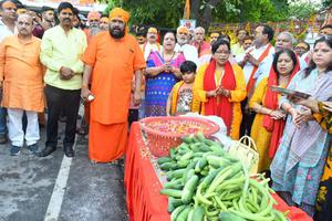 इंदिरानगर में धूमधाम से निकाली भगवान श्रीराम की शोभायात्रा, जयकारों से गूंजा उठा क्षेत्र