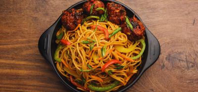 Veg Noodles & Manchurian Combo