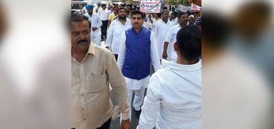 जन समस्याओं को लेकर विरोध प्रदर्शन