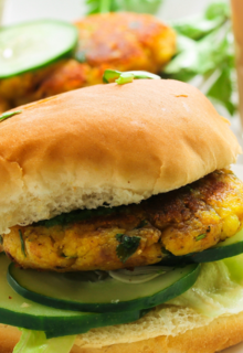 Internal Burger Alu Masala Tikki - 10 piece