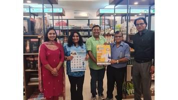 (Click here for more pictures)
Real-time health scan at the Patanjali store